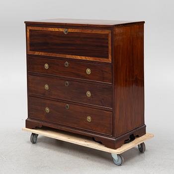 A chest of drawers, first half of the 19th century.