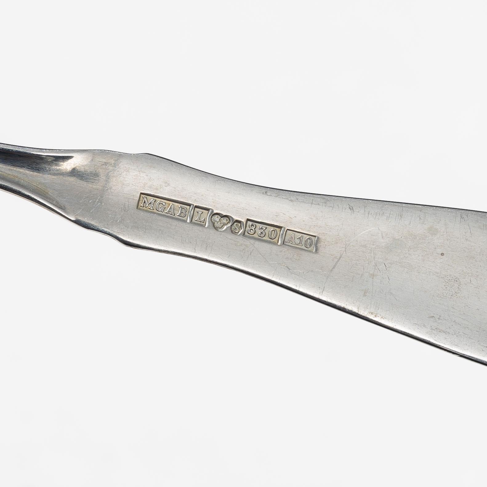 Eric Löfman, Fish cutlery, 24 pieces, silver, "Uppsala" pattern, KG Markströms Guldsmeds Ab, Lidköping, 1975.