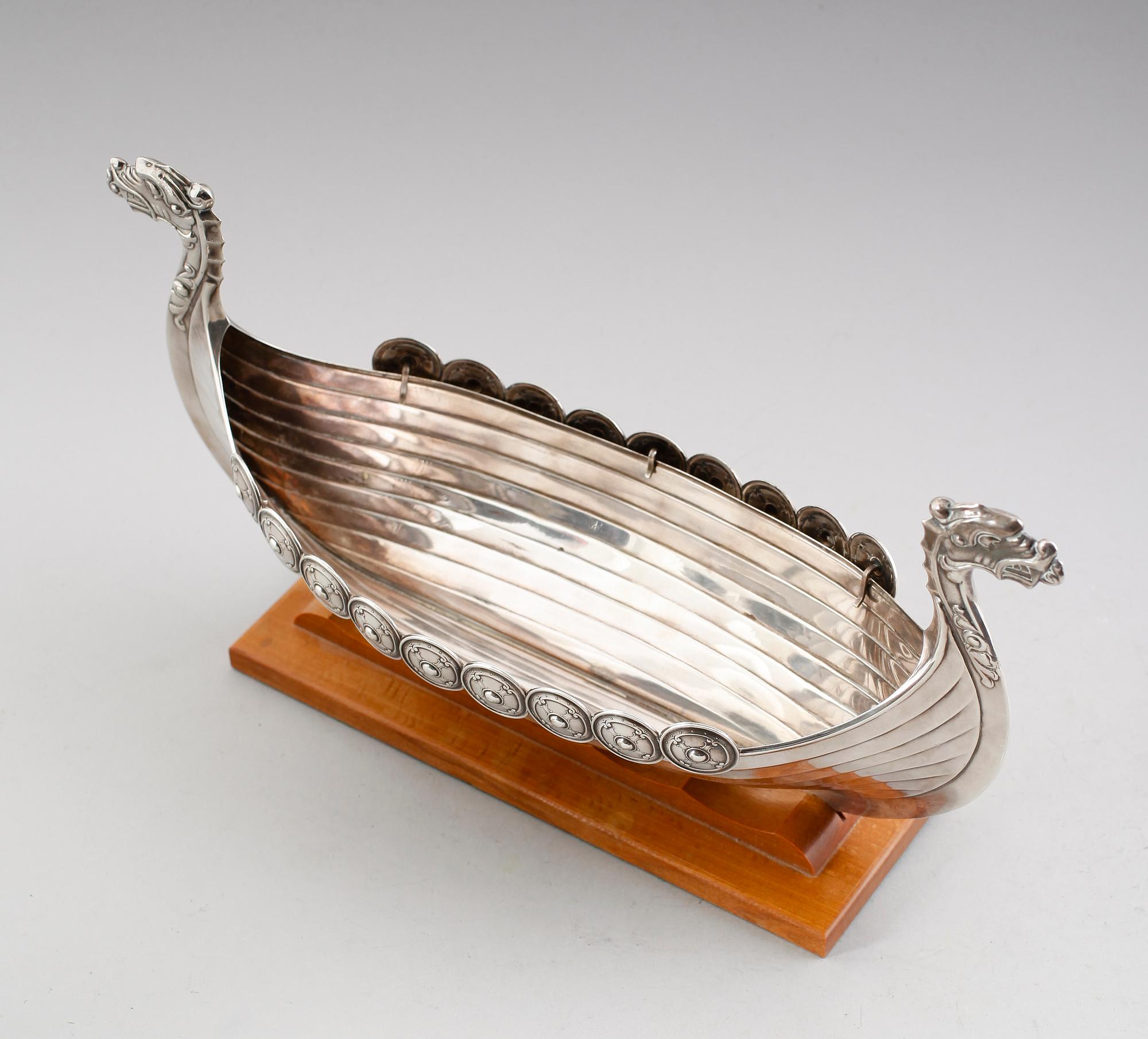 JARDINJÄR, nysilver, H.Aase, Norge, 1900-talets mitt.