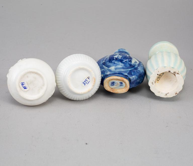 A group of 25 Southeast asian ceramics, mostly 20th century.