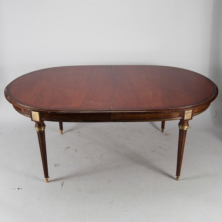 MATBORD, Jacob-stil, Frankrike 1900-talets första hälft.