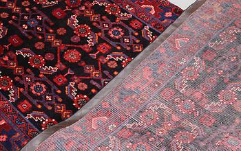 Gallerimatta, Hamadan, ca 423 x 113 cm.