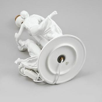 BORDSLAMPA, porslin och mässing, Karl Himmelstoss, Rosenthal, 1900-talets första hälft.