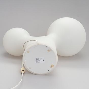 Eero Aarnio, pöytävalaisin "Tuplakupla", Melaja Oy 2003.