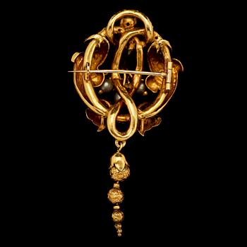 BROSCH, 18k guld, emalj samt 3 odlade pärlor, 1800-tal, Vikt 18 g.