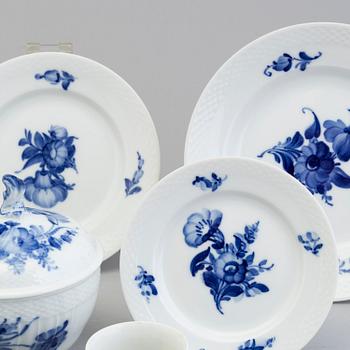 A 'Blå Blomst' 129 piece coffee and dinner part service, Royal Copenhagen, second half of the 20th century.