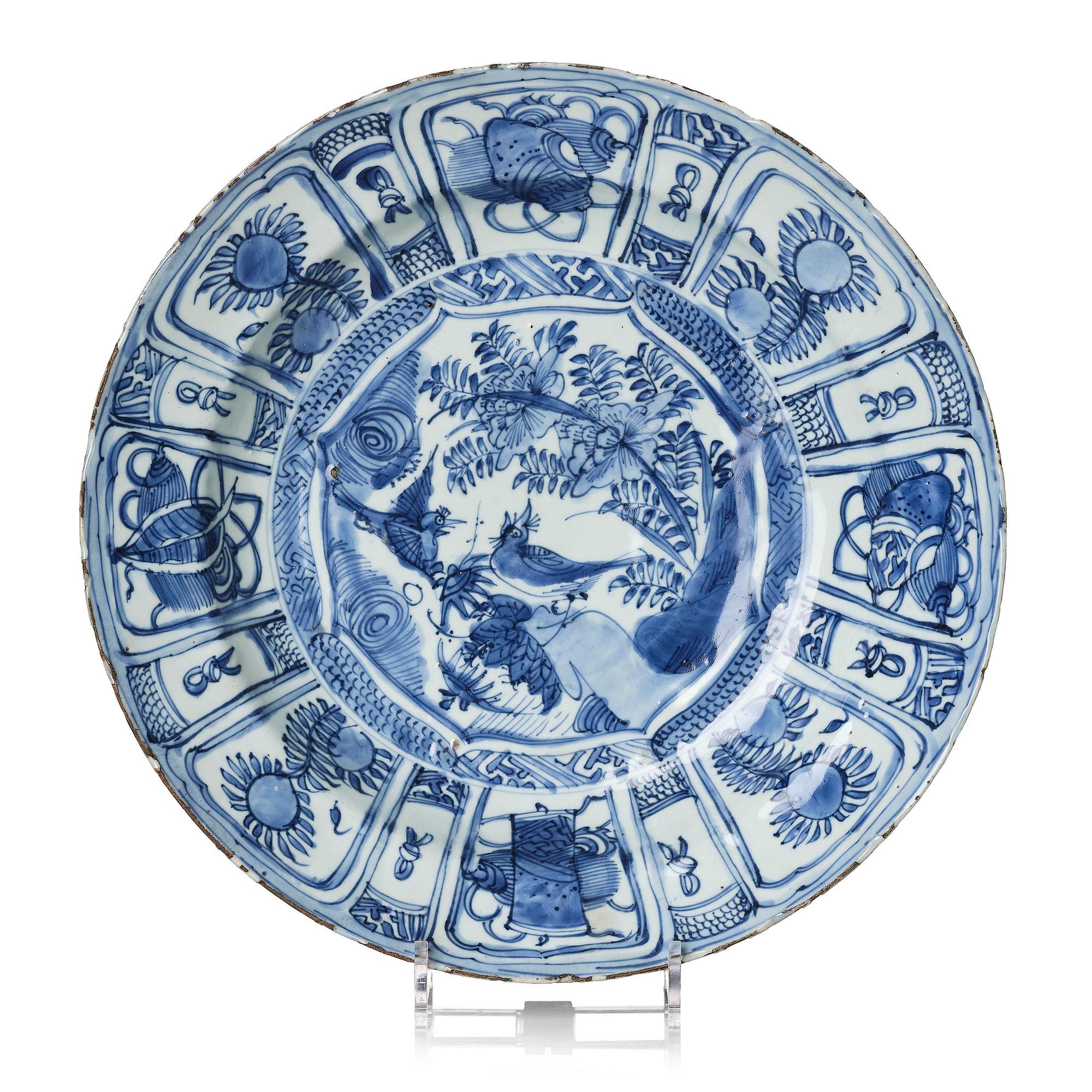 A blue and white kraak dish, Ming dynasty, Wanli (1572-1620).