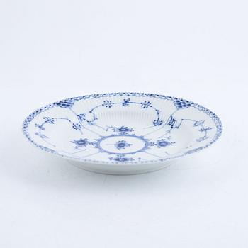 Dinner service, porcelain, 50 pieces, "Musselmalet", Royal Copenhagen, Denmark.