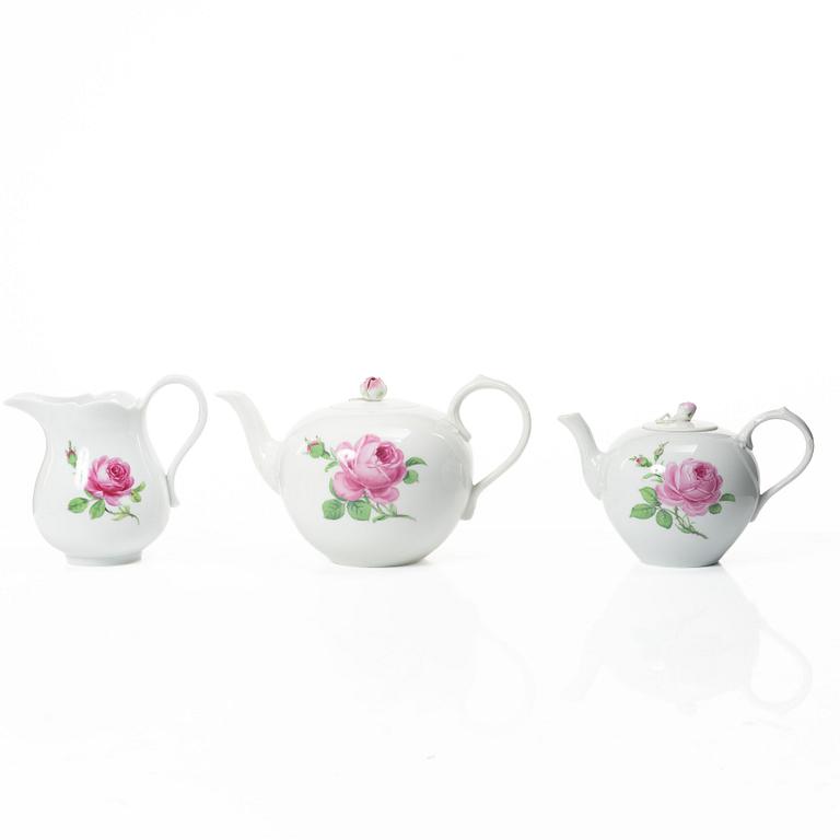 Meissen, Tea and coffee service, approx. 93 pieces, porcelain, “Meissen Rose” (Rote Rose/Meissener Rose).