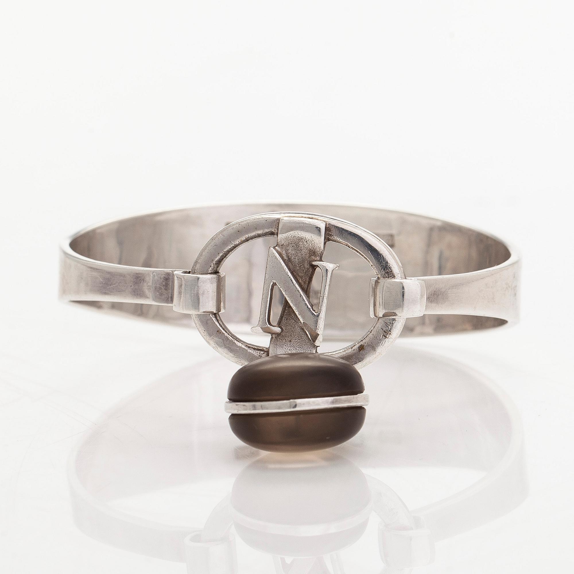 Bertel Gardberg, a sterling silver and quartz bracelet, Tammisaari 1977.