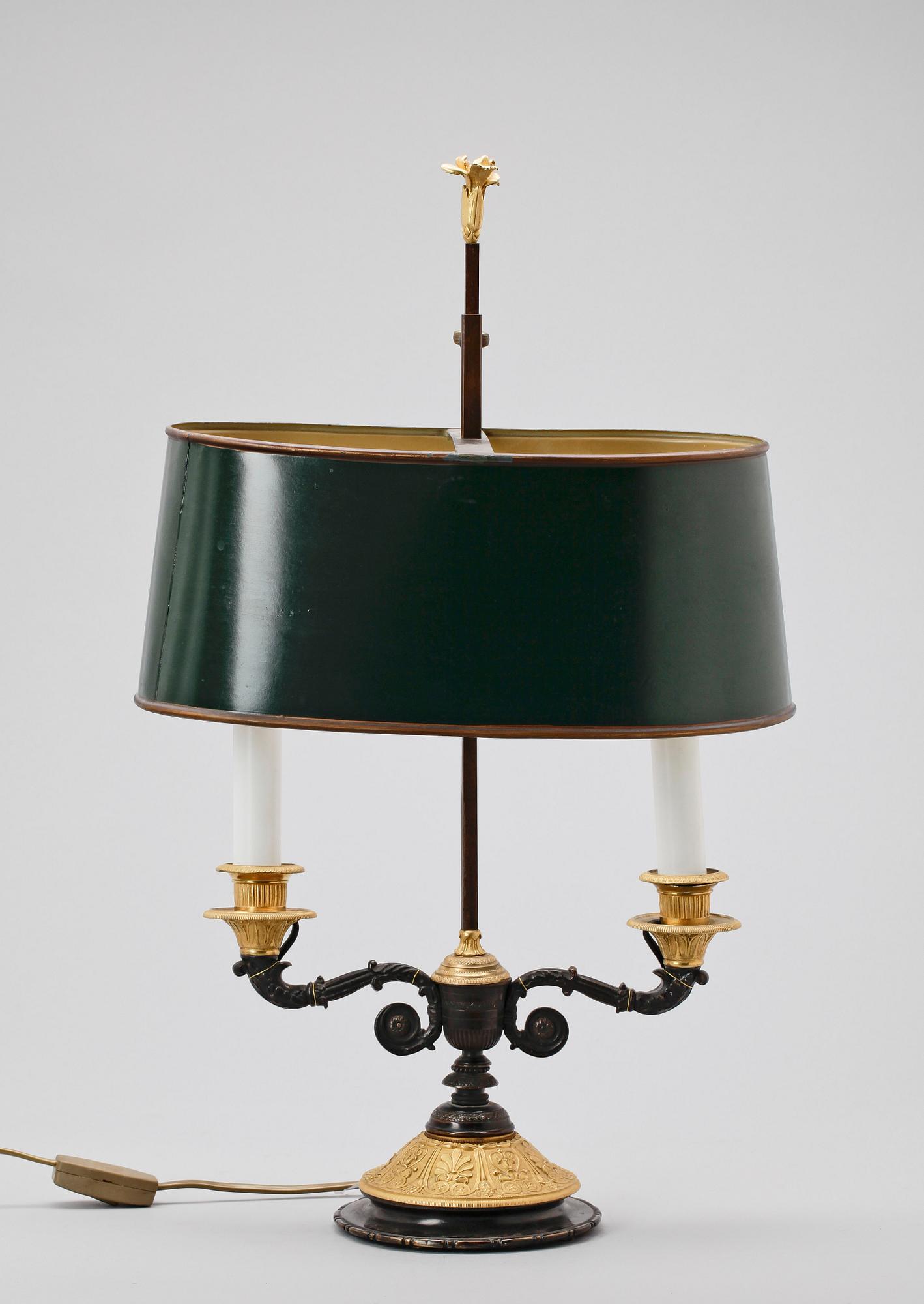 BORDSLAMPA, sk bouilotte, delvis empire och 1830-tal.