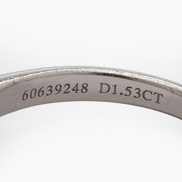 Tiffany & Co, a platinum ring with a brilliant-cut diamond 1.53 ct. With certificate.