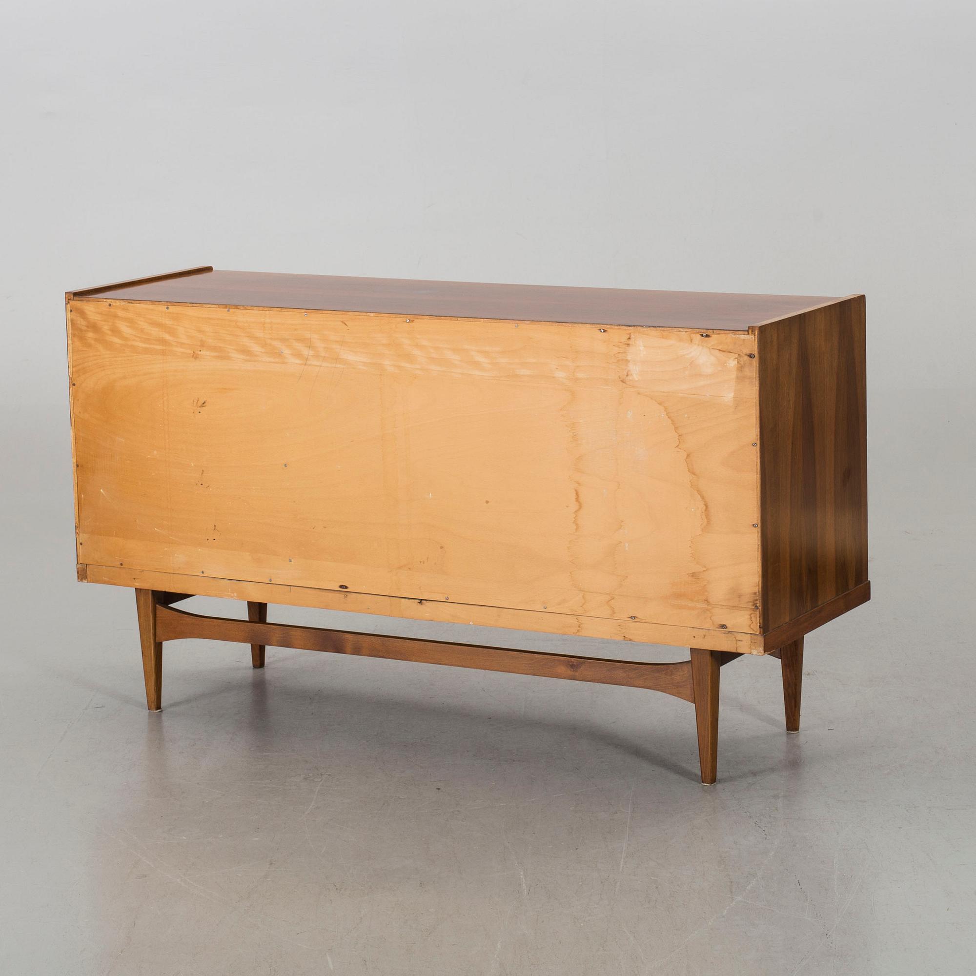 SIDEBOARD, valnöt, 1950/60-tal.