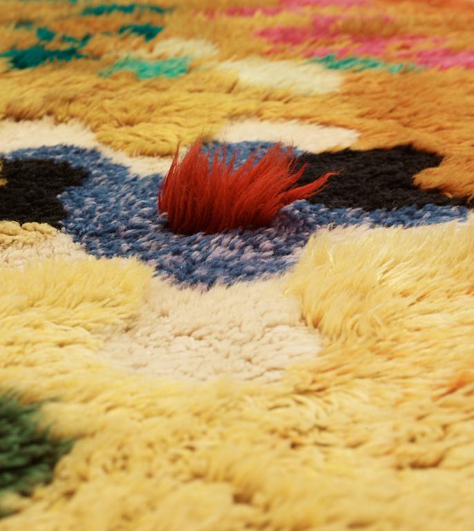 Pierre Olofsson, RUG. "Havsbotten". Knotted pile in relief. 217 x 158 cm. Designed by Pierre Olofsson.