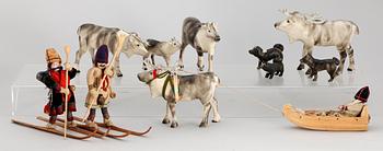 PARTI SAMEFIGURER, 11 delar, trä, 1900-talets första hälft.