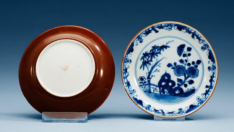 ASSIETTER, 11 stycken, kompaniporslin. Qing dynastin, Qianlong (1736-95).
