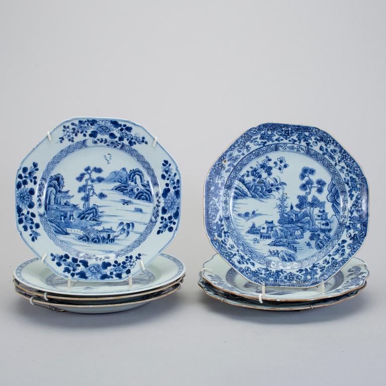 TALLRIKAR, 7 st, porslin, Kina, 1700-tal.