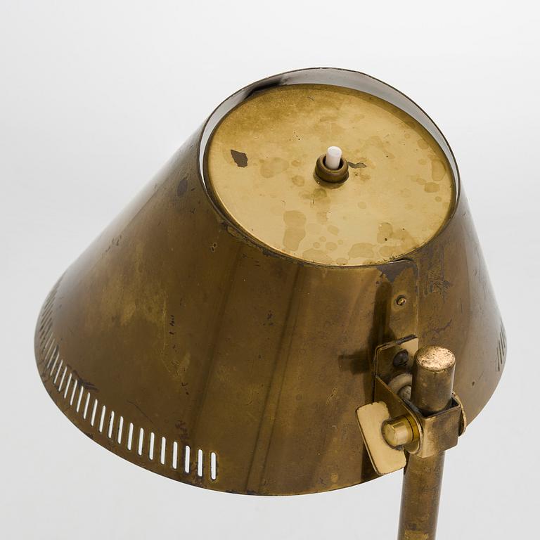 Paavo Tynell, bordslampa, modell 9227 Idman 1900-talets mitt.