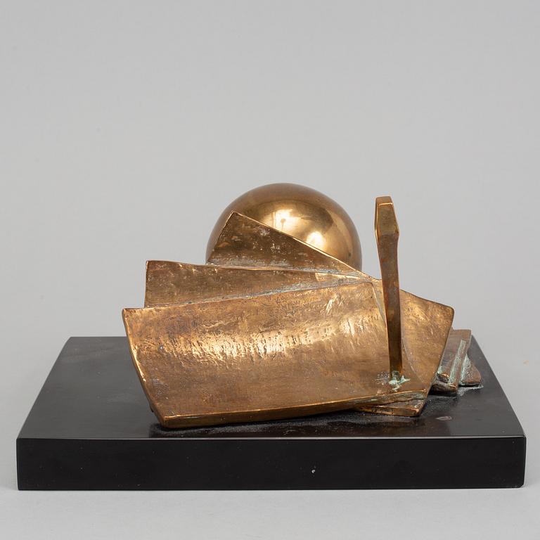 Jens-Flemming Sørensen, skulptur. Sign och numr 6/6. Brons, höjd 15,5 cm, längd 25 cm.