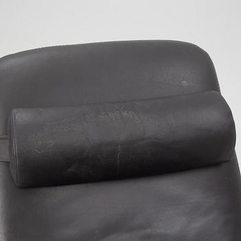 Kenneth Bergenblad, a 'Superspider' recliner, Dux.