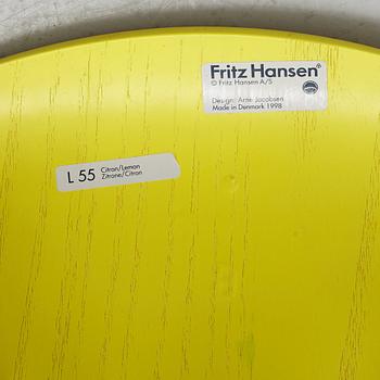 Arne Jacobsen, stolar, 4 st, "Sjuan", Fritz Hansen, Danmark, 1998.