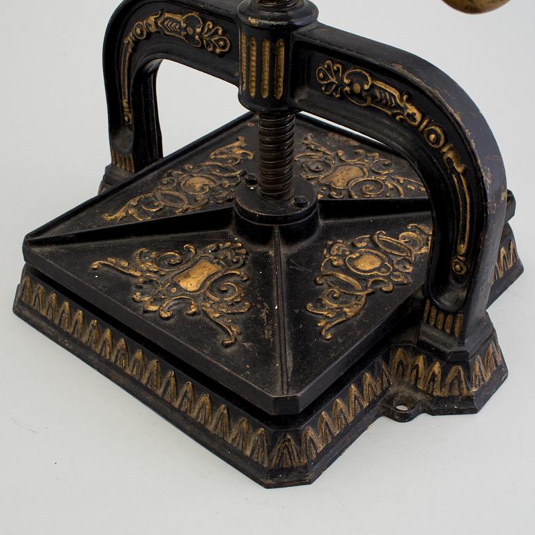 VÄXTPRESS, gjutjärn, omkring år 1900.