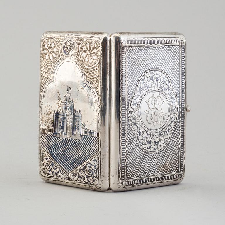 A Russian silver niello covarette case, 1896-1908.