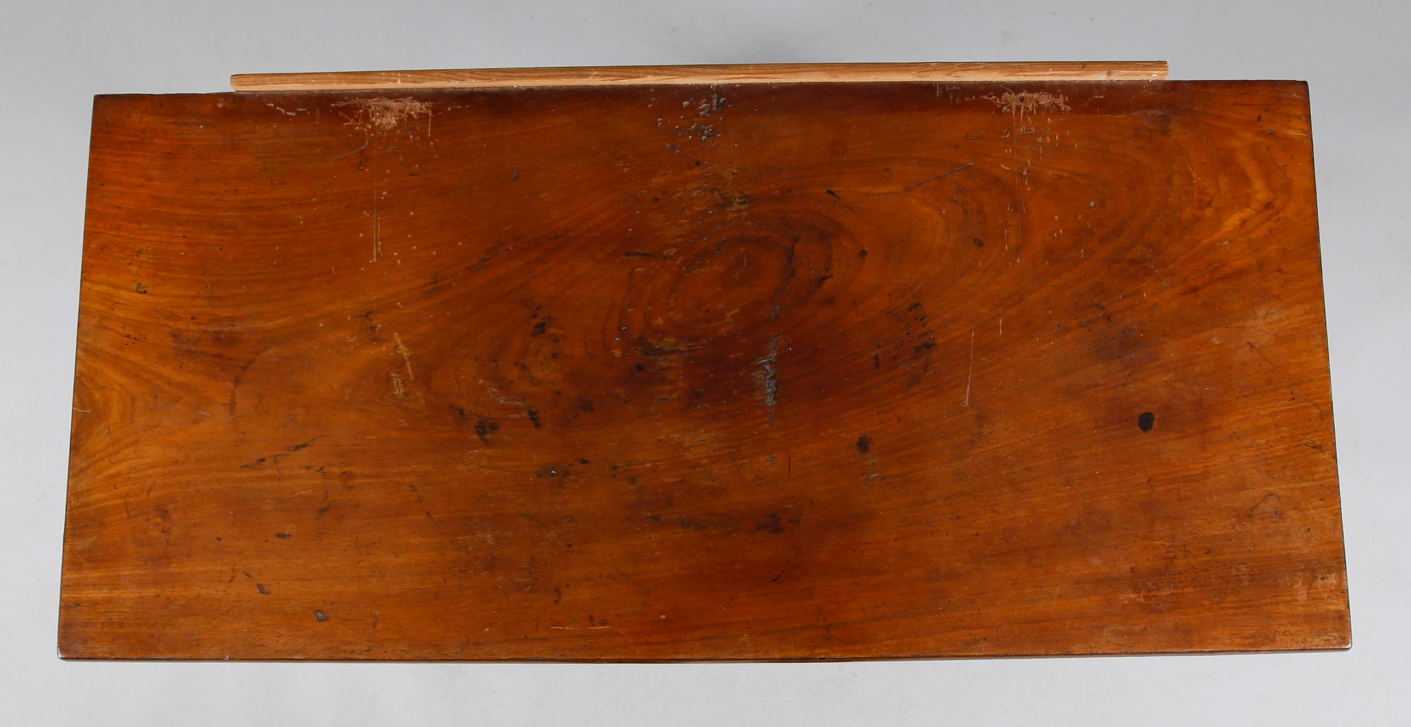 SPEGEL MED KONSOLBORD, empire, 1800-talets första hälft.