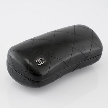 SOLGLASÖGON, Chanel.