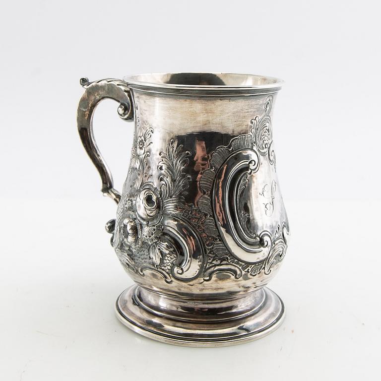 Cup silver Robert Harper London 1859.