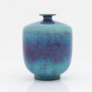 Berndt Friberg, a stoneware vase, Gustavsbergs studio 1972.