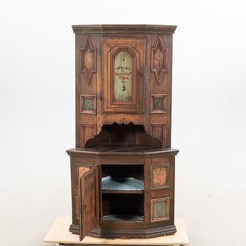 Gift cabinet, early 19th century.