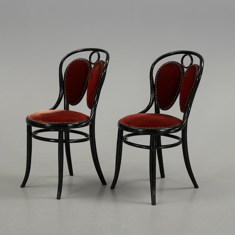 STOLAR, ett par, sannolikt Thonet, 1900-talets början.