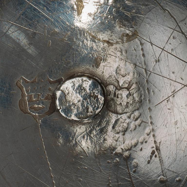 A Swedish early 17th century silver kovsh, marks of Anders Düsterbach, Stockholm (-1588-1612).