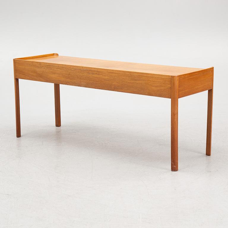 Josef Frank, a dressing table model 650, Svenskt Tenn, mid-20th century.