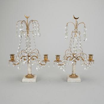 BORDSLYSTRAR ETT PAR, Gustaviansk stil, 1900-talets mitt.