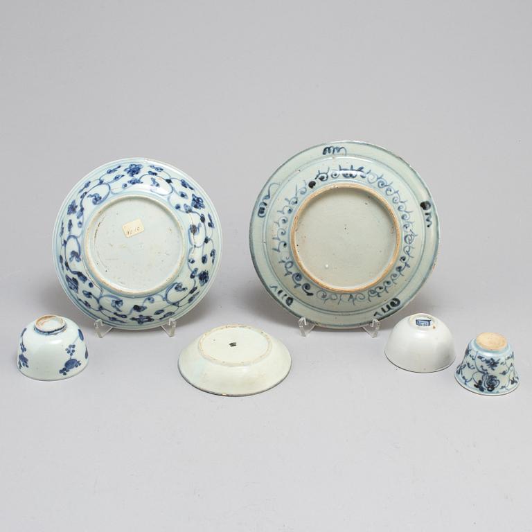 Three blue and white dishes, and three cups, Ming dynasty (1368-1644).