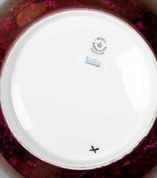 BÅLSKÅL SAMT FAT, porslin, Kunglig Dansk.