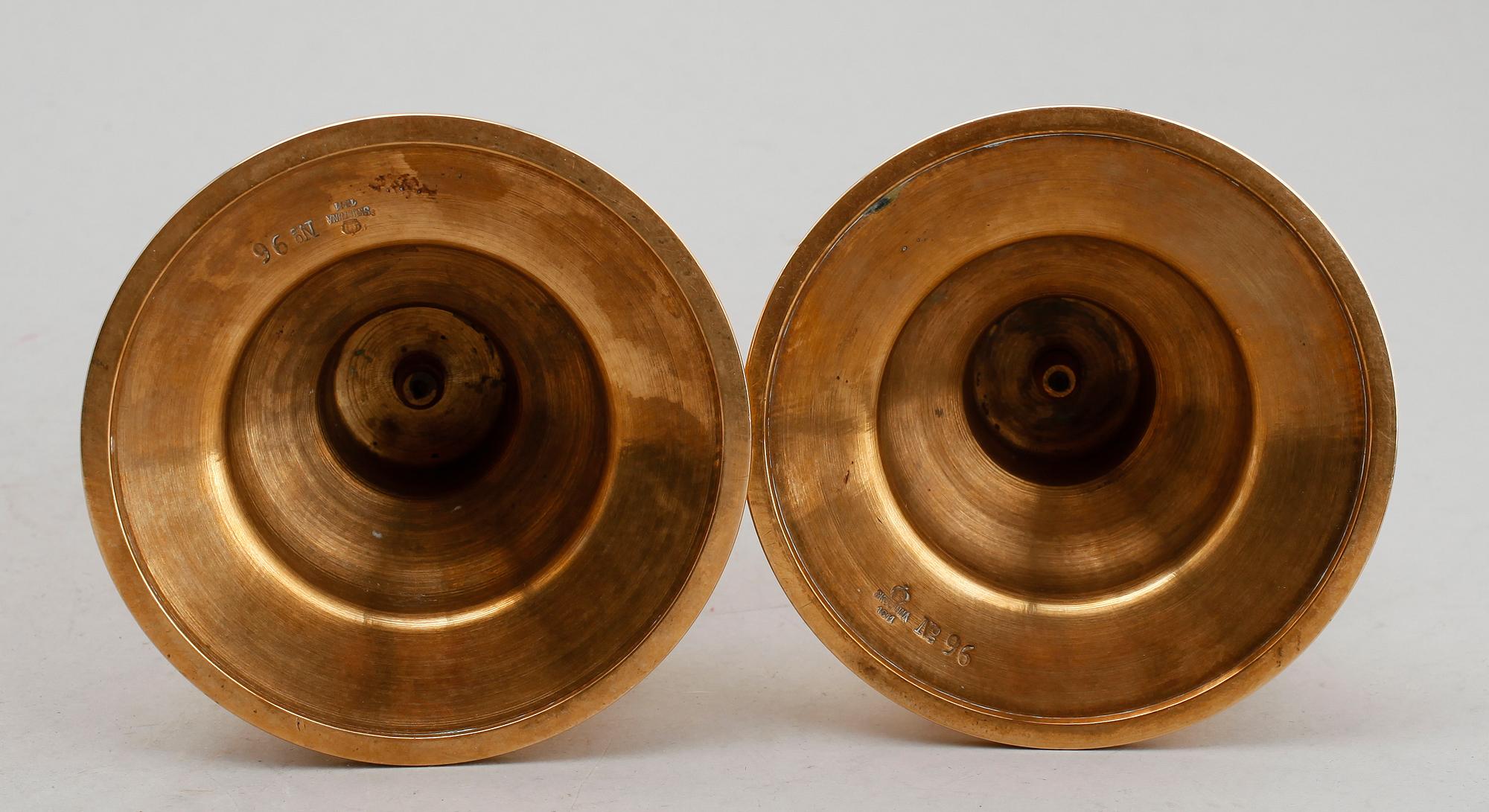 LJUSSTAKAR, 1 par, mässing, Skultuna Bruk, no 96.