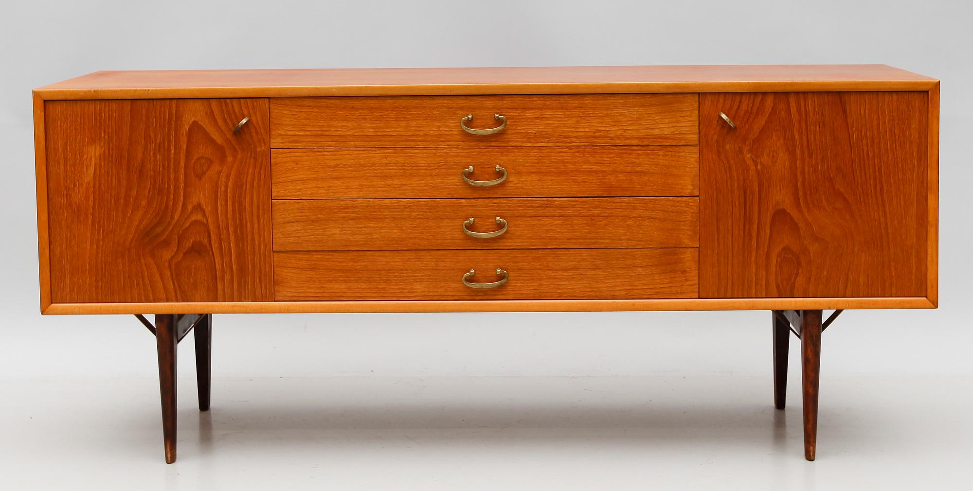 SIDEBOARD, 1900-talets andra hälft.