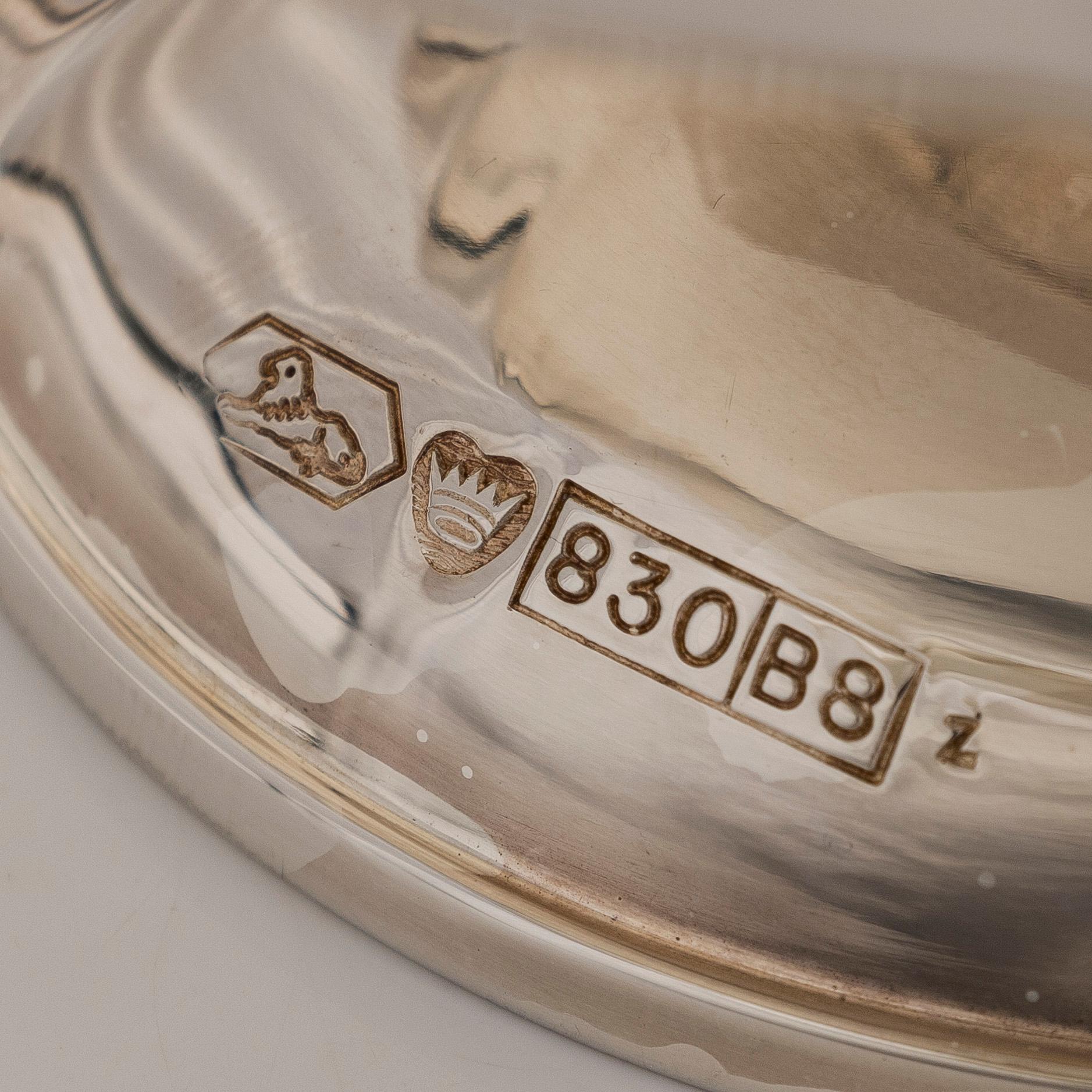 Kahvikannu, hopeaa, Kultakeskus Hämeenlinna 1979.