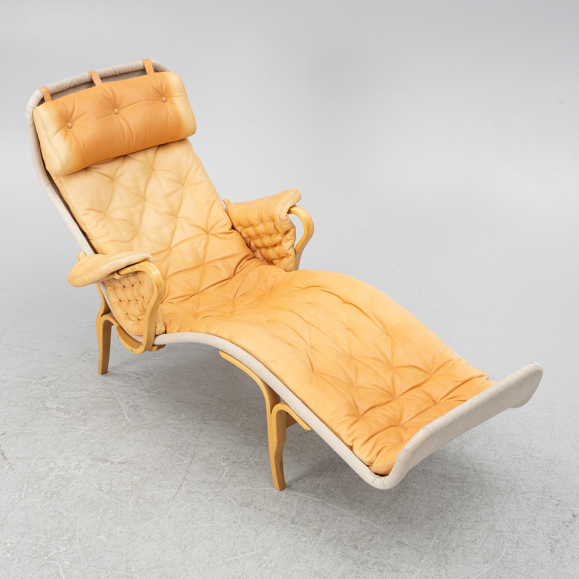 Bruno Mathsson, lounge chair, "Pernilla", Dux.