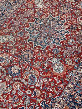 RUG. Semi-antique Esfahan. 219,5 x 146,5 cm.
