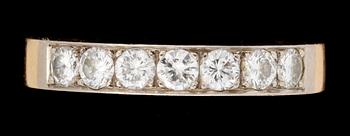 673. ALLIANSRING, 7 st briljantslipade diamanter, tot. 0.55 ct.