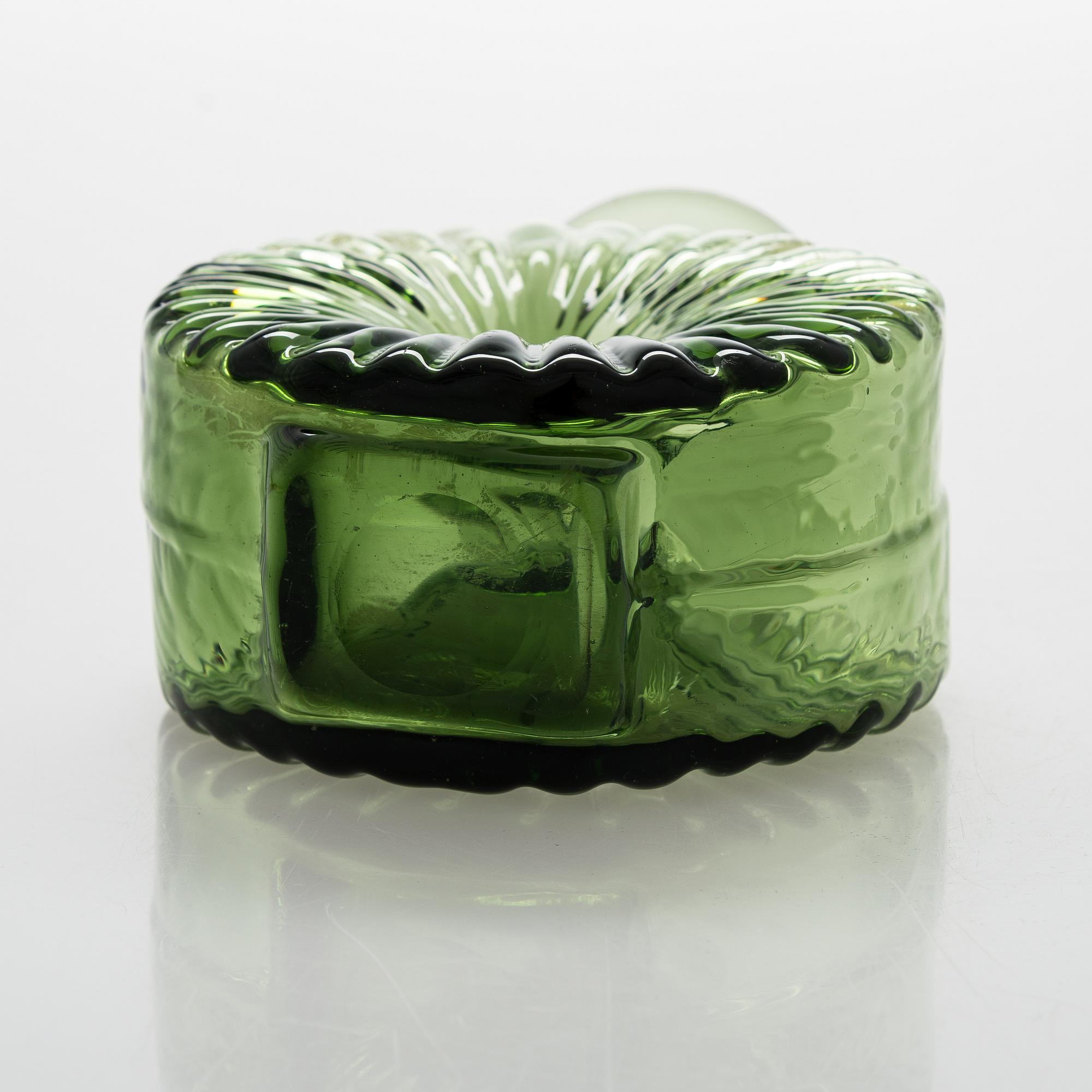 Helena Tynell, 'Sun bottle' for Riihimäen Lasi Oy. In production 1964-1974.