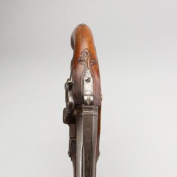 SLAGLÅSPISTOLER, ett par, Sverige 1700-talets andra hälft.