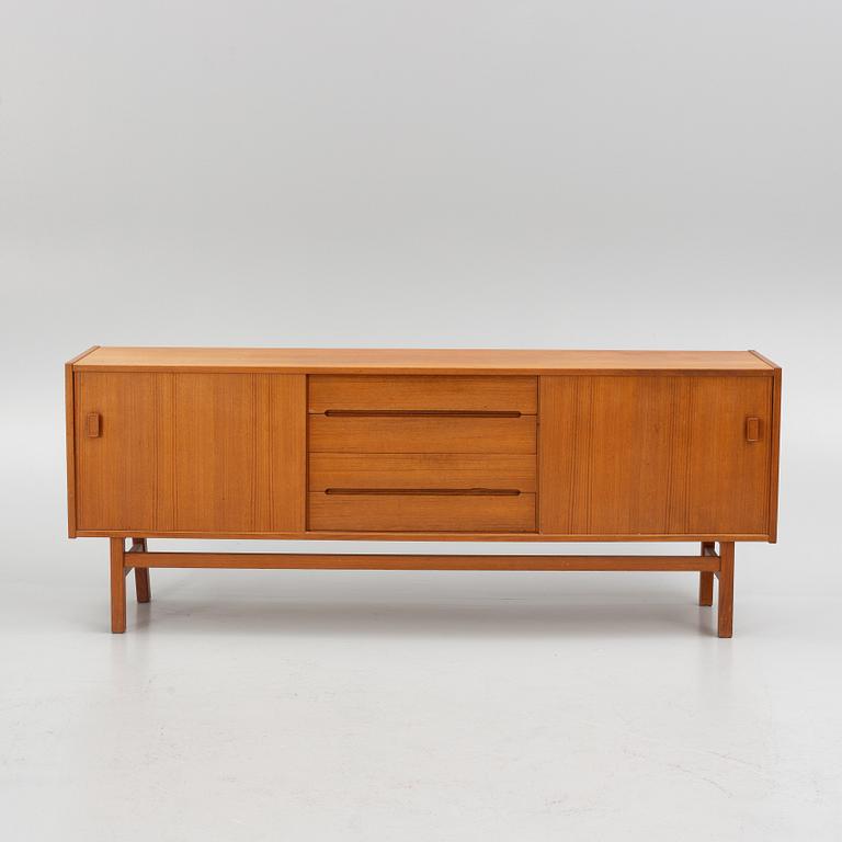 Nils Jonsson, sideboard "Arild", Bra Bohag, Troeds, 1960s.