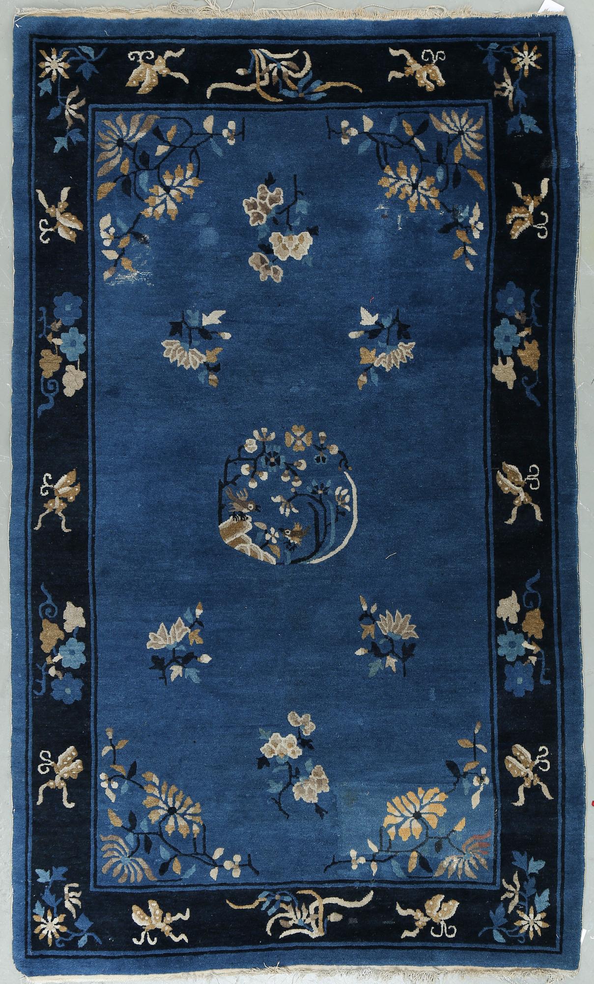 MATTA, semiantik Kina. Ca 204 x 121 cm.