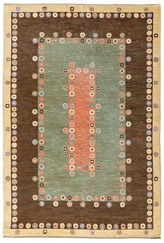 391. Märta Måås-Fjetterström, matta, "Tusenskönan" ("Bellis"), flossa, ca 300 x 205 cm, signerad AB MMF.