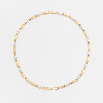 18K gold necklace.